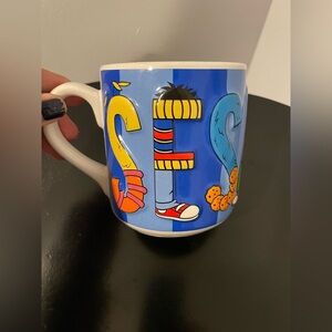 Sesame Street Vintage 2004 mug. Bert, Ernie, Cookie Monster and more!